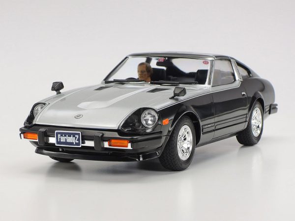 TAMIYA NISSAN FAIRLADY 280Z WITH T-BAR ROOF