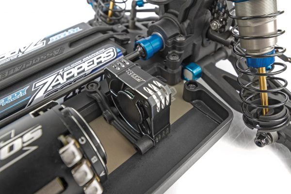 TEAM ASSOCIATED B74.2 4WD - Image 27