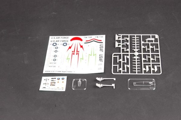TRUMPETER F-100F SUPER SABRE - Image 7