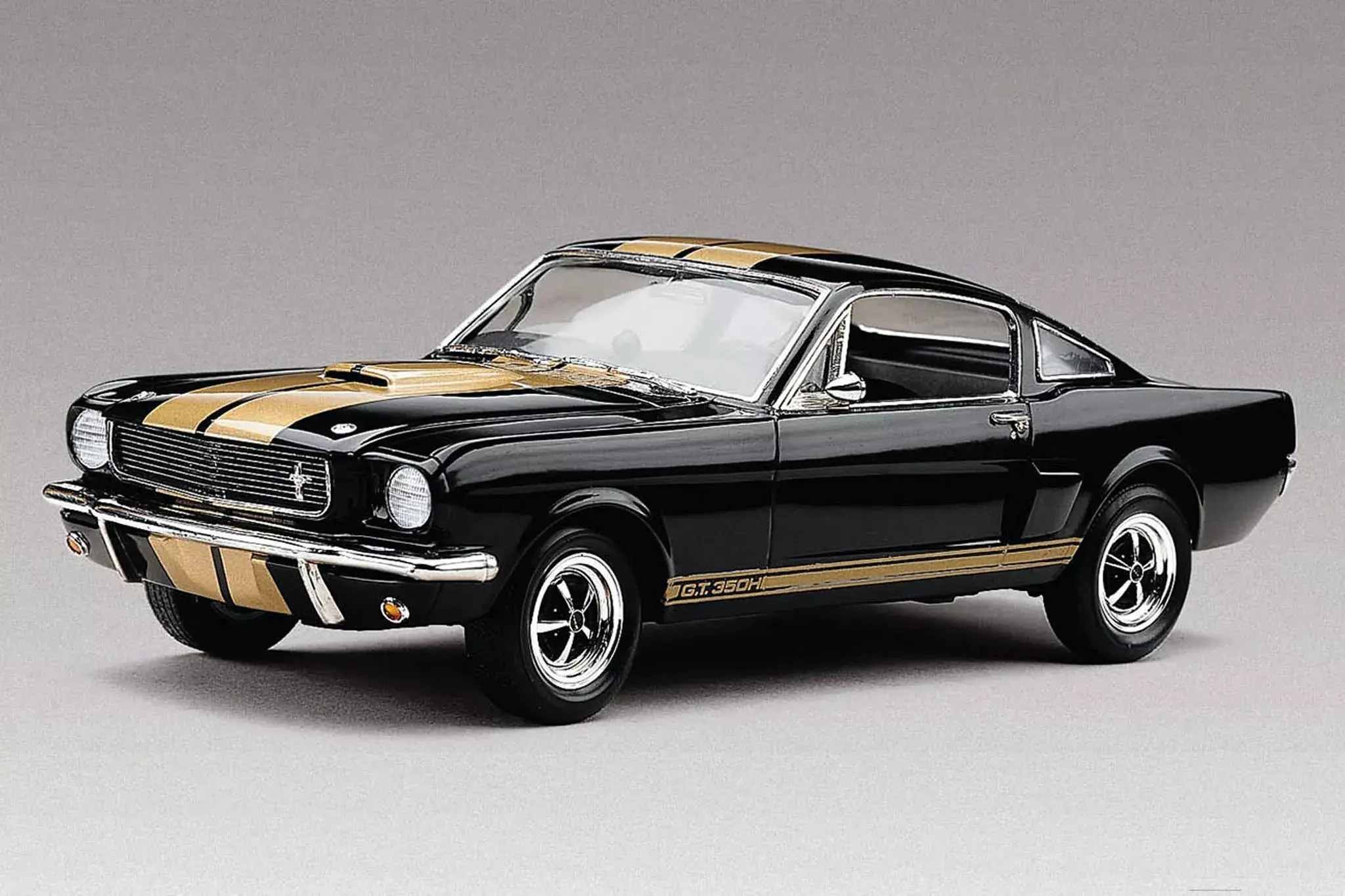 REVELL '66 SHELBY GT350-H - Image 2