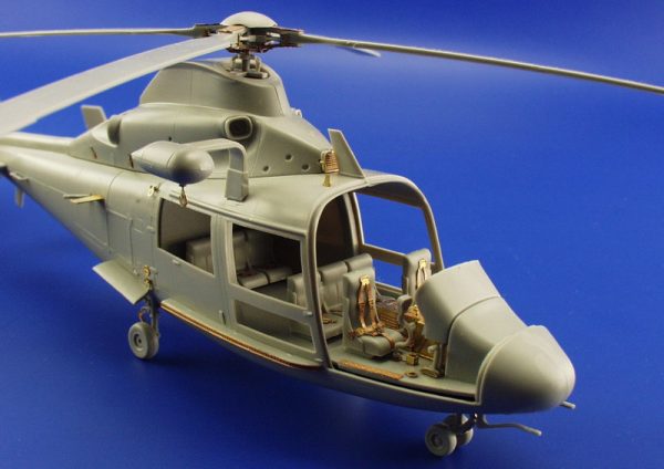 TRUMPETER - US HH-65A DOLPHIN - Image 3