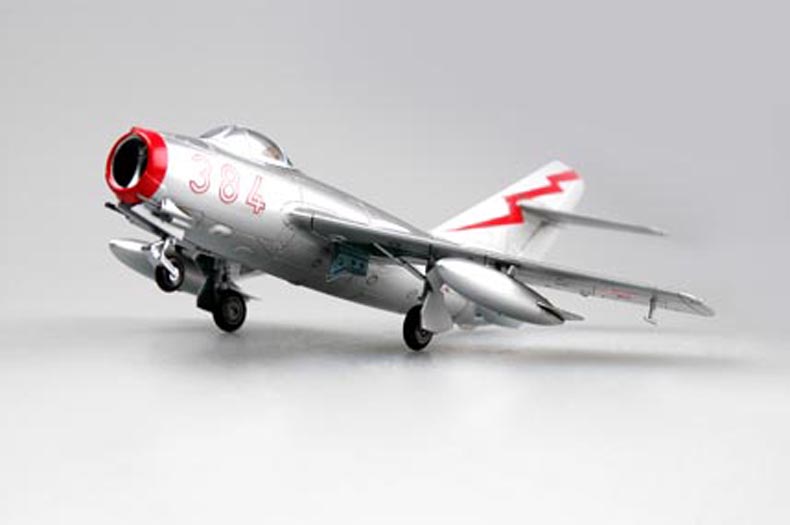 HOBBY BOSS EASY ASSEMBLY MIG-15BIS FAGOT - Image 6
