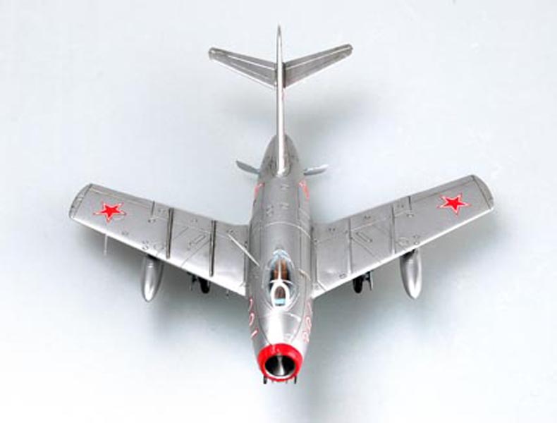 HOBBY BOSS EASY ASSEMBLY MIG-15BIS FAGOT - Image 8