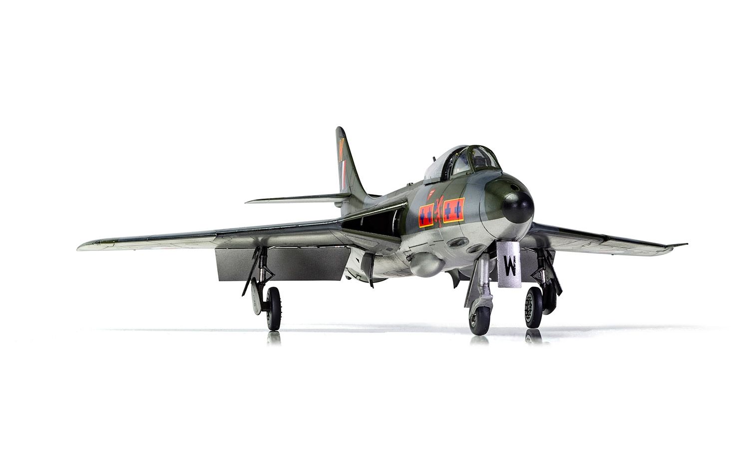 AIRFIX HAWKER HUNTER F.6 - Image 7