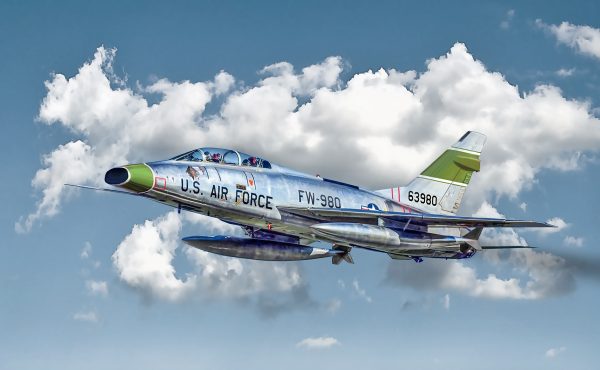 ITALERI F-100F SUPER SABRE