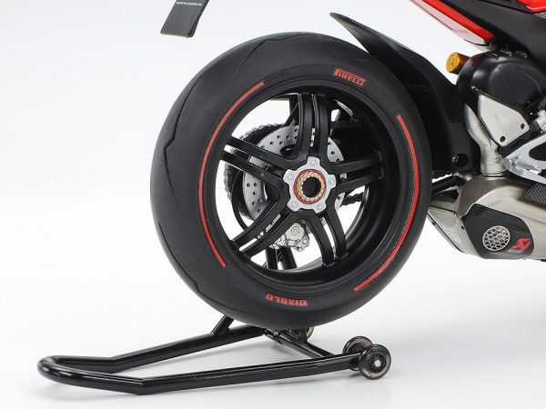 TAMIYA DUCATI SUPERLEGGERA V4 - Image 9