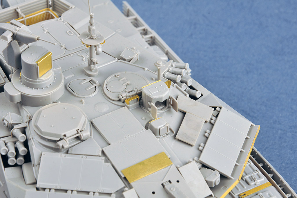 TRUMPETER RUSSIAN T-90S MODERNIZED - Image 20