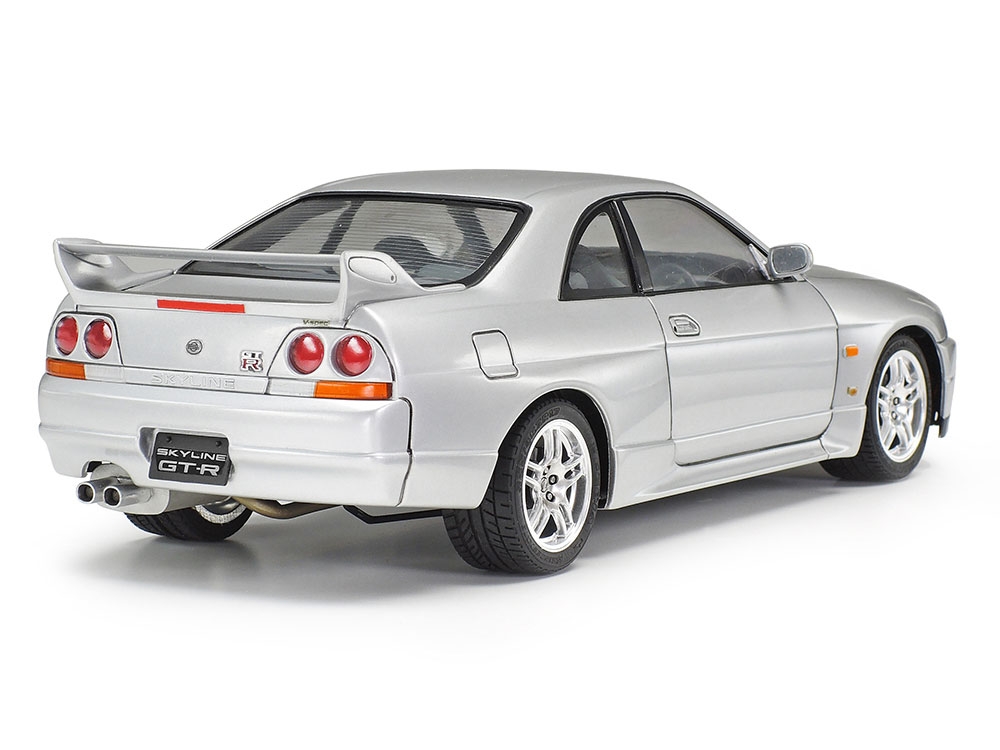 TAMIYA NISSAN SKYLINE GT-R V-SPEC - Image 3