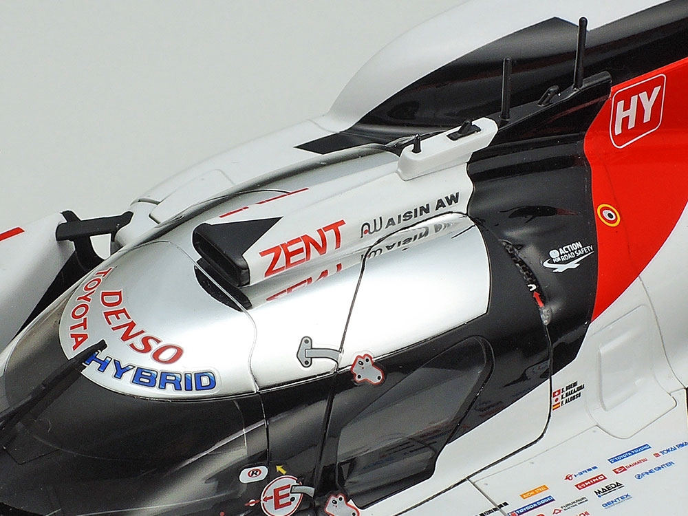 TAMIYA TOYOTA GAZOO RACING TS050 HYBRID - Image 5