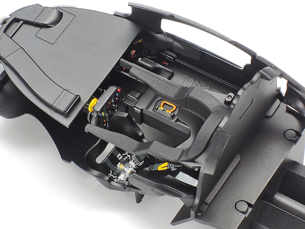 TAMIYA TOYOTA GAZOO RACING TS050 HYBRID - Image 6