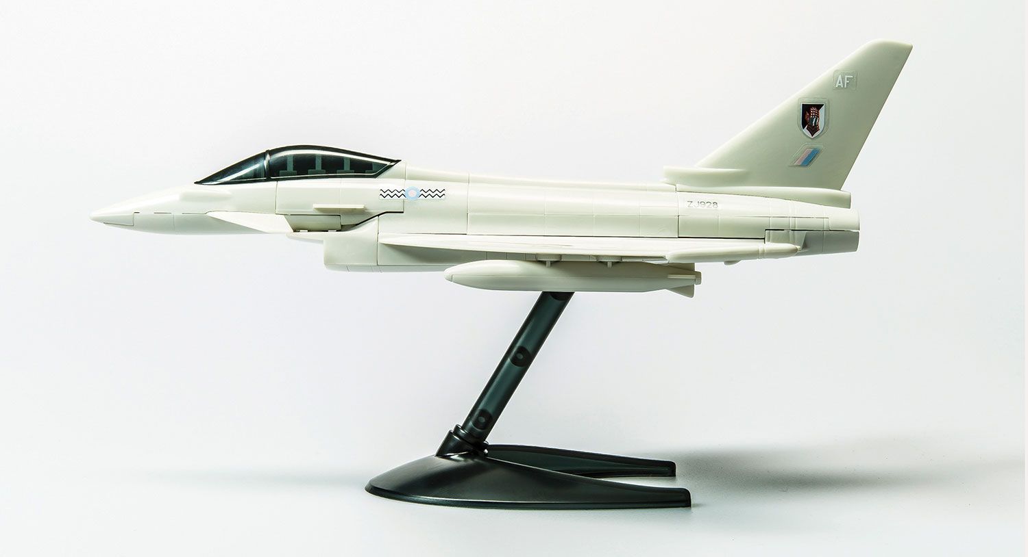 AIRFIX QUICKBUILD TYPHOON - Image 4