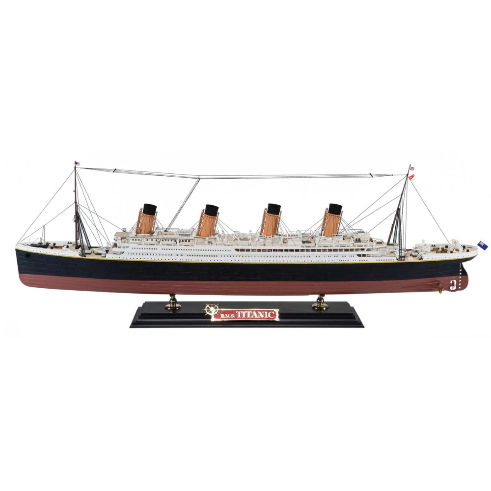 AIRFIX RMS TITANIC GIFT SET