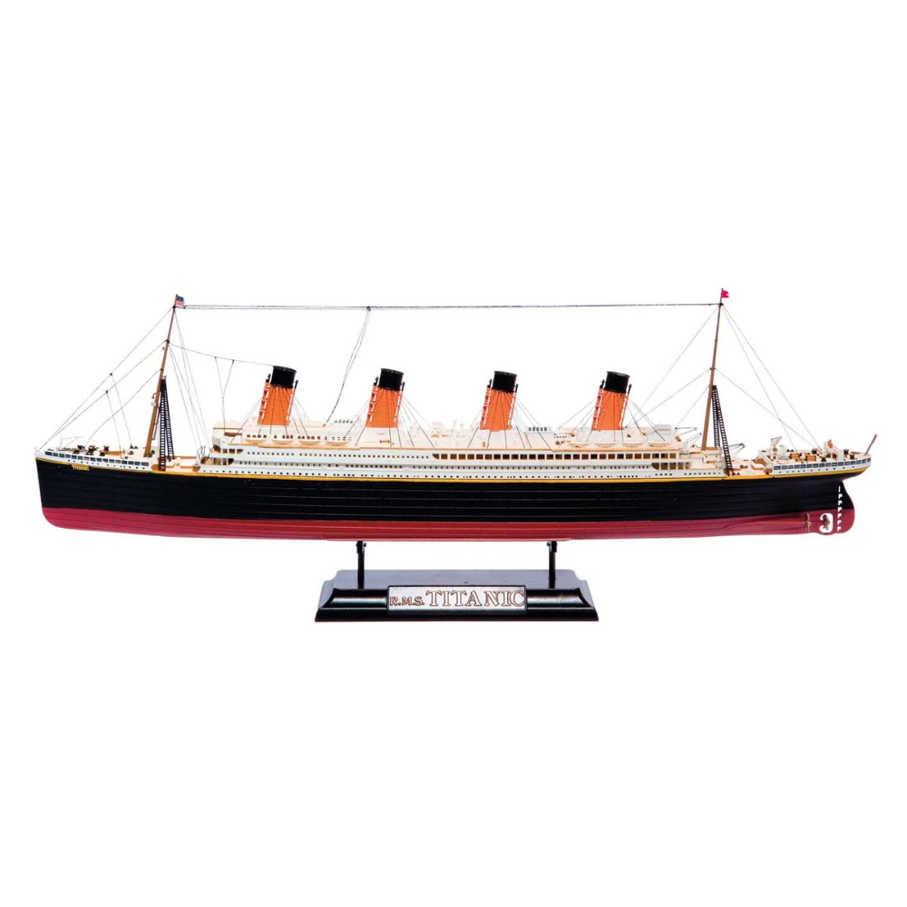 AIRFIX RMS TITANIC GIFT SET