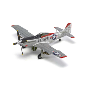 AIRFIX NORTH AMERICAN F-51D MUSTANG