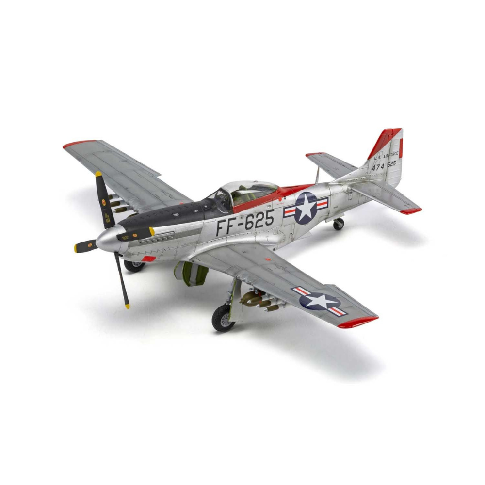 AIRFIX NORTH AMERICAN F-51D MUSTANG