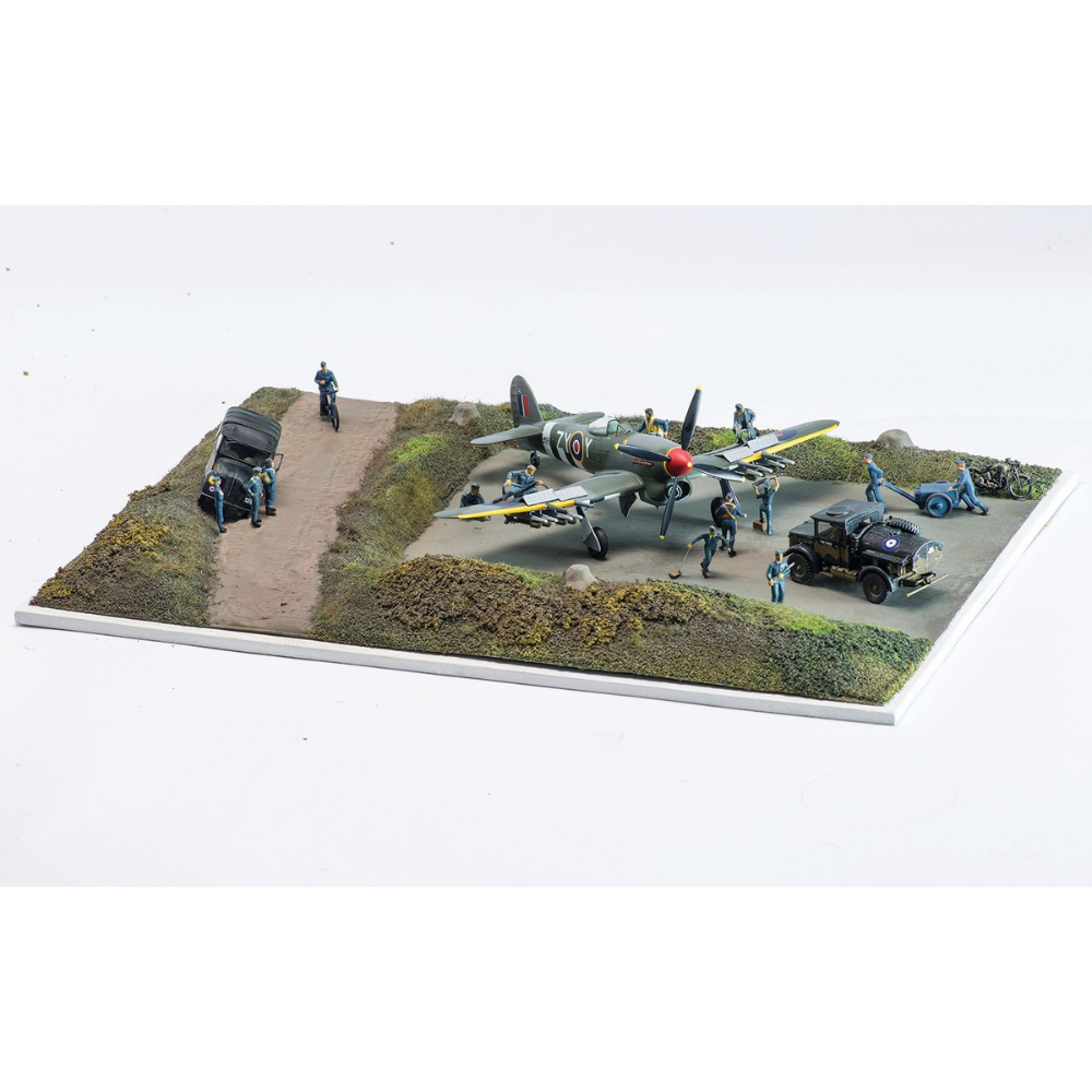 AIRFIX 75th ANNIVERSARY D-DAY AIR ASSAULT GIFT SET