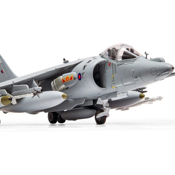 AIRFIX BAe HARRIER GR9A GIFT SET