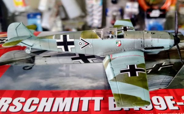 AIRFIX MESSERSCHMITT BF109E-3 GIFT SET - Image 12