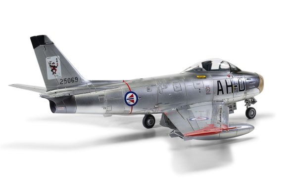 AIRFIX NORTH AMERICAN F-86F-40 SABRE - Image 9