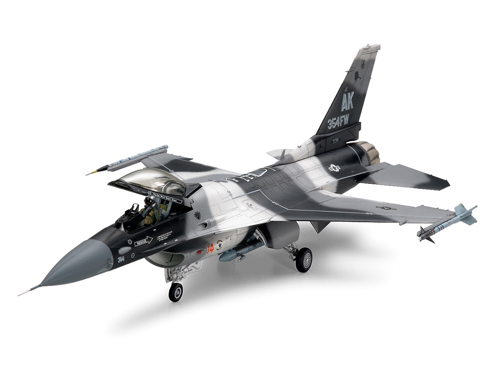 TAMIYA F16C/N "AGGRESSOR/ADVERSARY" - Image 2