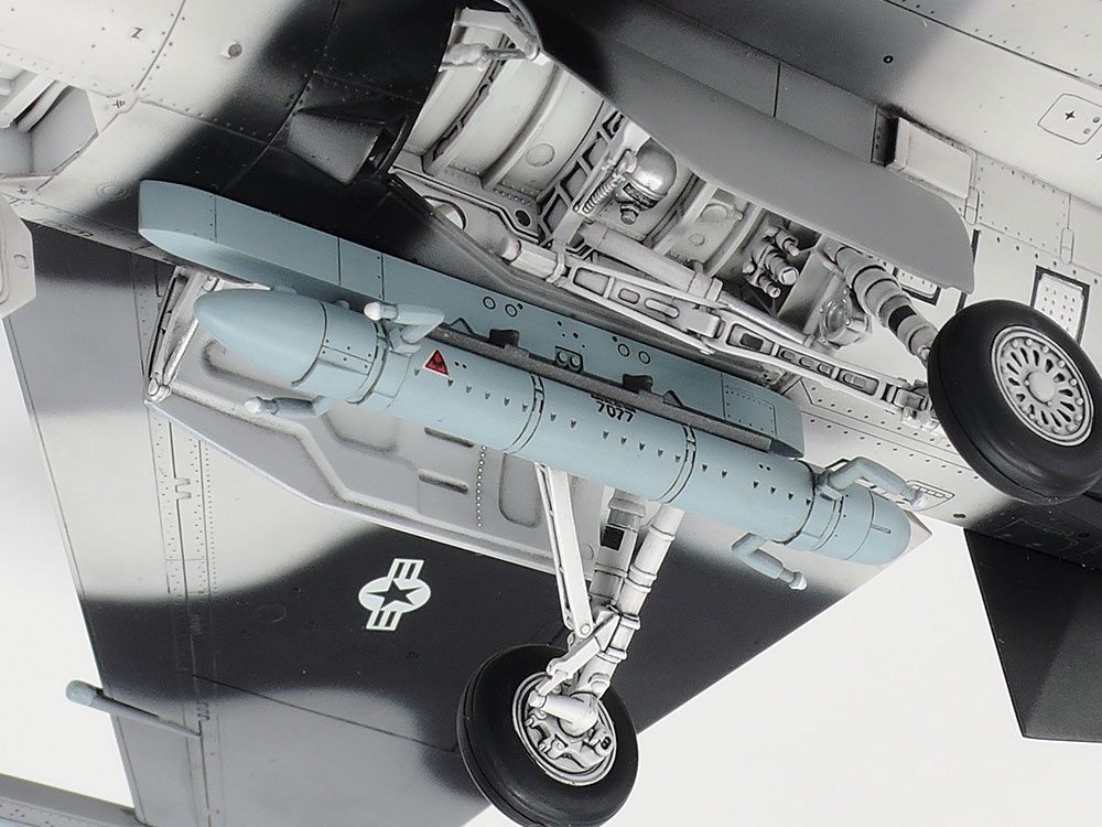 TAMIYA F16C/N "AGGRESSOR/ADVERSARY" - Image 7