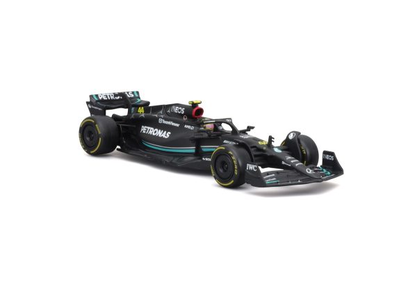 BBURAGO 1/43 MERCEDES AMG F1 W14 E PERFORMANCE #44 LEWIS HAMILTON (COLLECTOR'S HARD CASE)