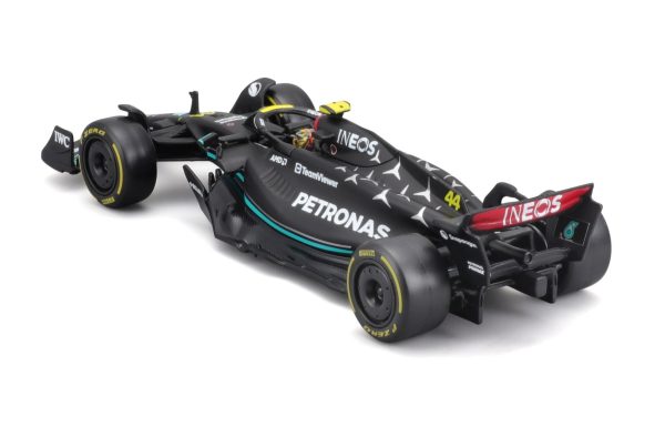 BBURAGO 1/43 MERCEDES AMG F1 W14 E PERFORMANCE #44 LEWIS HAMILTON (COLLECTOR'S HARD CASE) - Image 13