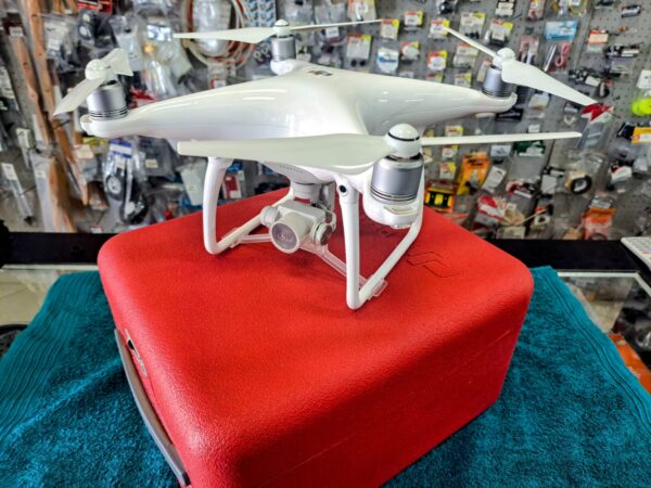 (USED) DJI PHANTOM 4 STANDARD