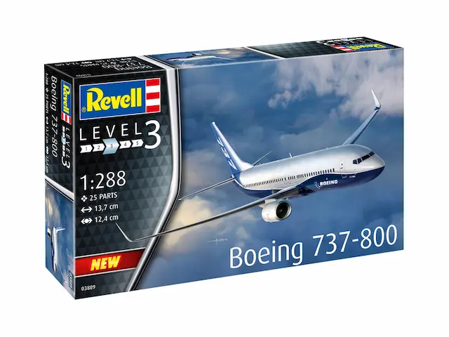 REVELL BOEING 737-800 - Image 2