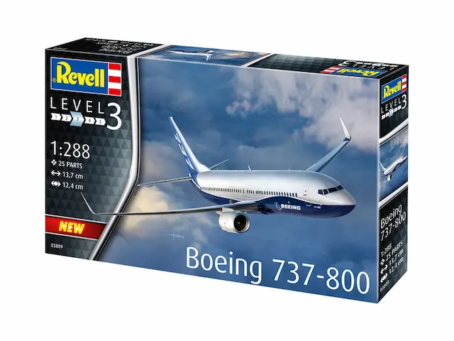 REVELL BOEING 737-800 - Image 4