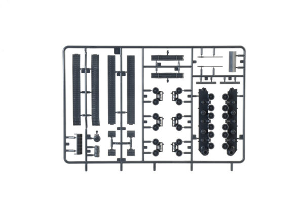 ITALERI M4A3E8 SHERMAN FURY - Image 8