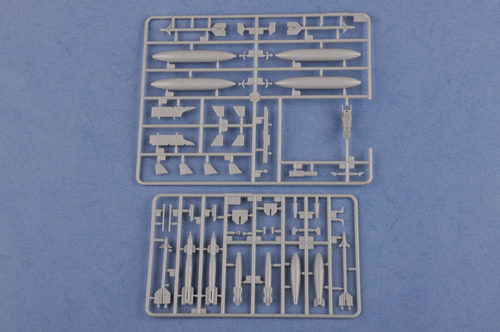 HOBBY BOSS A-11B TRAINER - Image 10