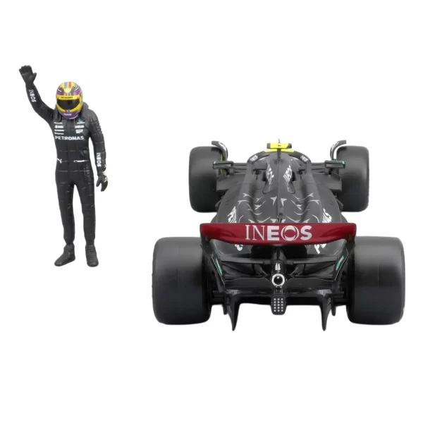 BBURAGO 1/24 MERCEDES AMG F1 W14 E PERFORMANCE 2023 W/ DRIVER FIGURE #44 LEWIS HAMILTON - Image 3