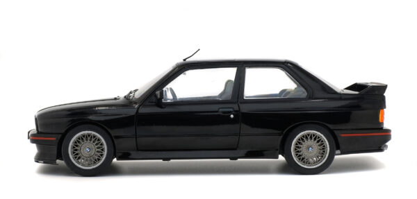 SOLIDO 1/18 BMW E30 SPORT EVO BLACK 1990 - Image 3