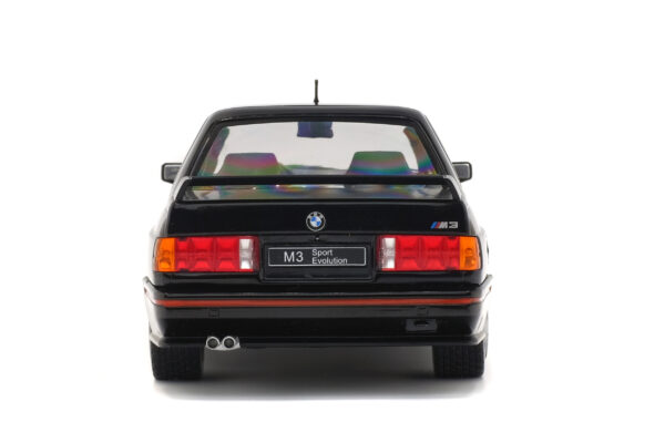 SOLIDO 1/18 BMW E30 SPORT EVO BLACK 1990 - Image 4