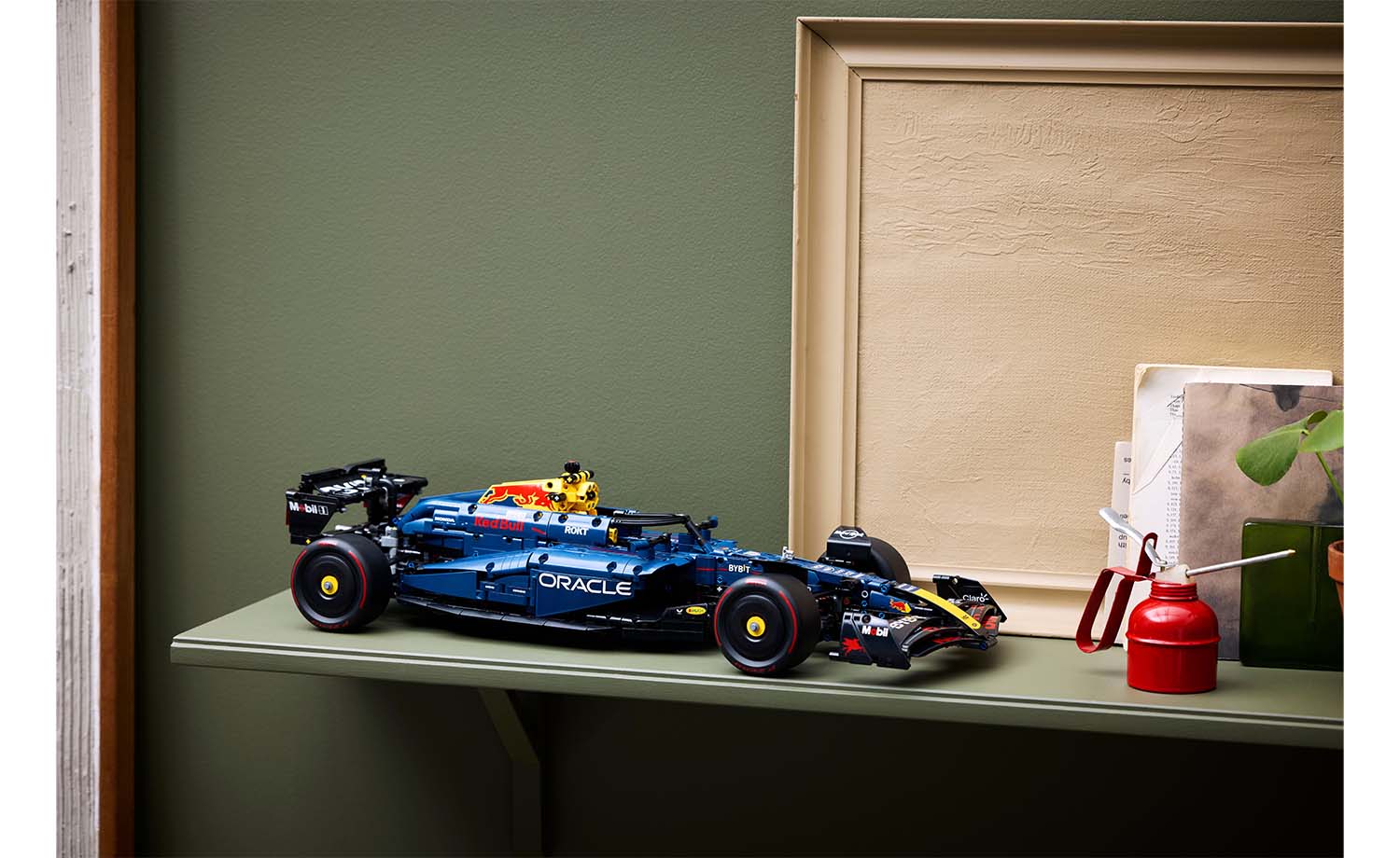 LEGO TECHNIC ORACLE RED BULL RACING RB20 - Image 19