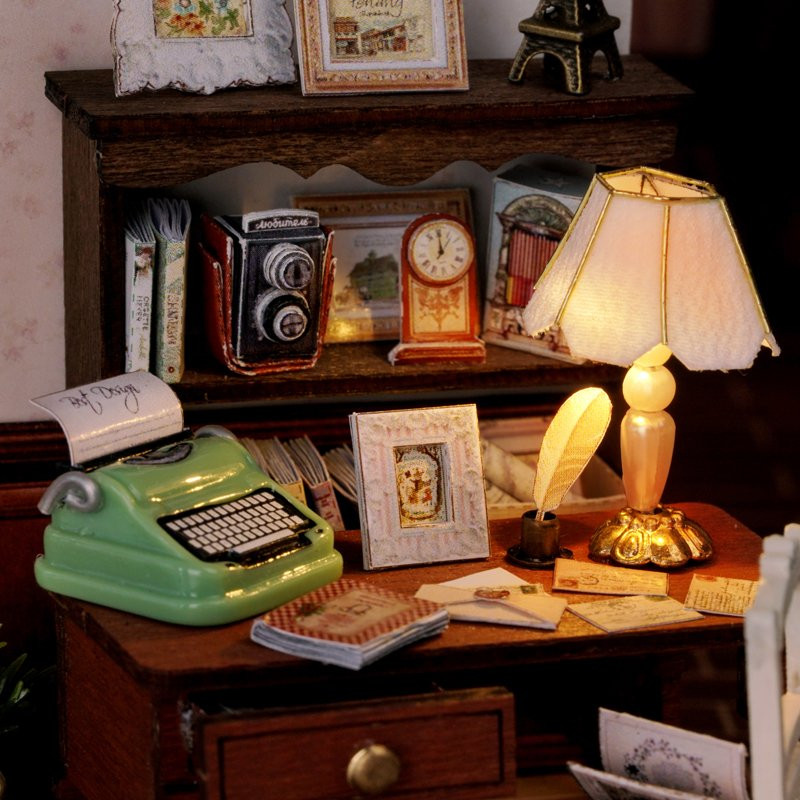 CUTE ROOM ELEGANT STUDIO DIY MINIATURE KIT - Image 5