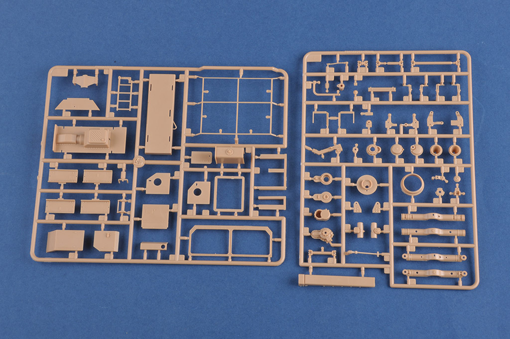 HOBBY BOSS M1070 GUN TRUCK - Image 23