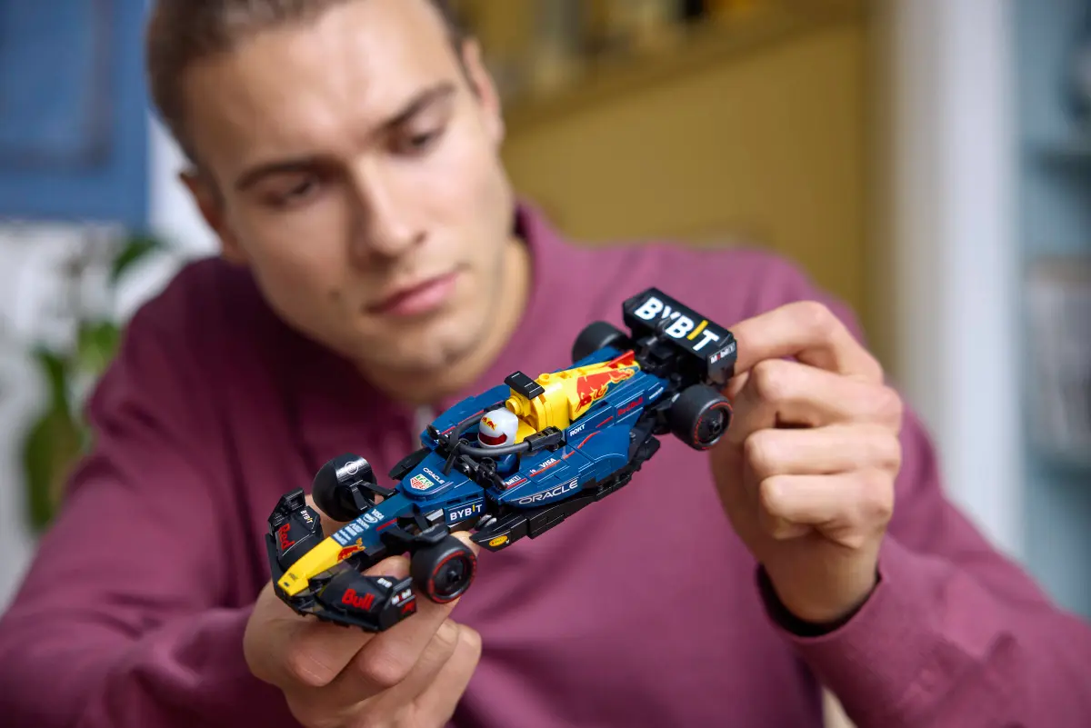 LEGO SPEED CHAMPIONS ORACLE RED BULL RACING RB20 - Image 7