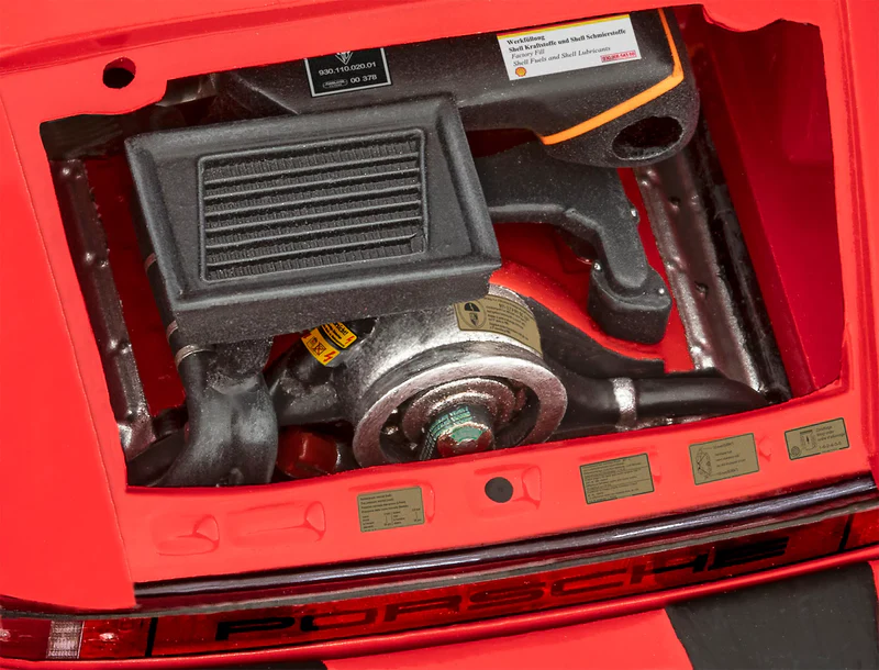 REVELL GIFT SET PORSCHE 911 TURBO 50TH ANNIVERSARY - Image 5