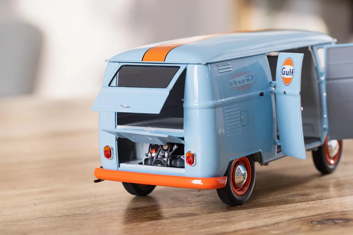 REVELL VW T1 PANEL VAN "GULF" - Image 15