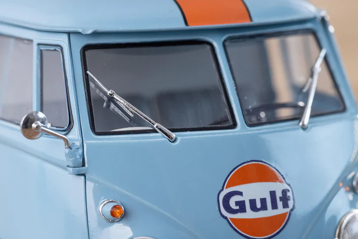 REVELL VW T1 PANEL VAN "GULF" - Image 19