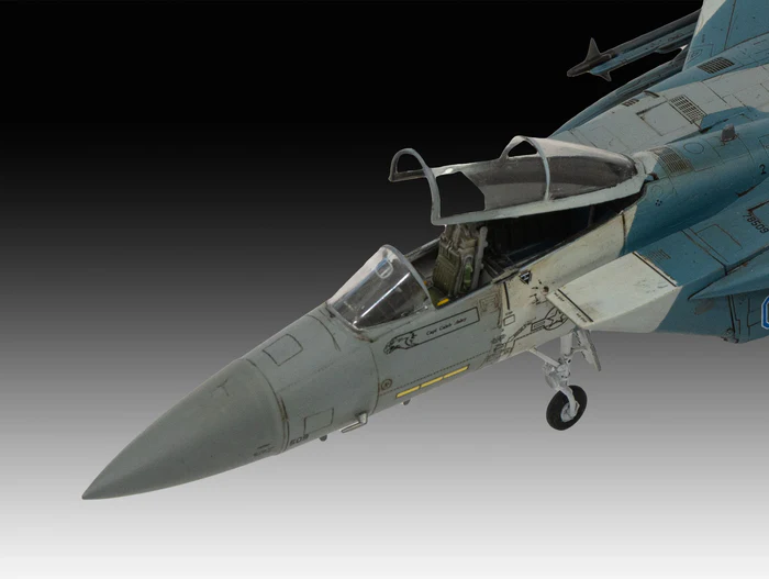 REVELL BOEING F-15C EAGLE - Image 11